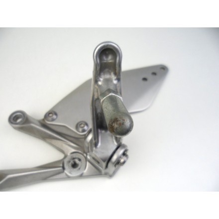 SUPPORTO COMPLETO DI PEDANA ANTERIORE PILOTA SINISTRA KAWASAKI NINJA ZX-10R 2007