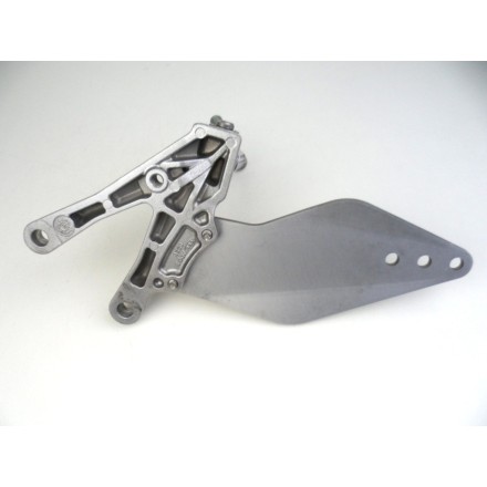 SUPPORTO COMPLETO DI PEDANA ANTERIORE PILOTA SINISTRA KAWASAKI NINJA ZX-10R 2007