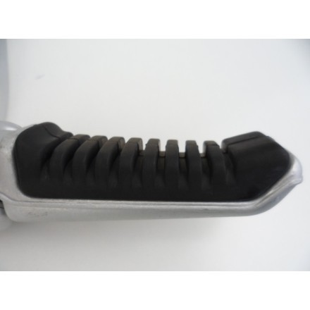 SUPPORTO COMPLETO DI PEDANA POSTERIORE PASSEGGERO DESTRA DUCATI ST3 S ABS 2006