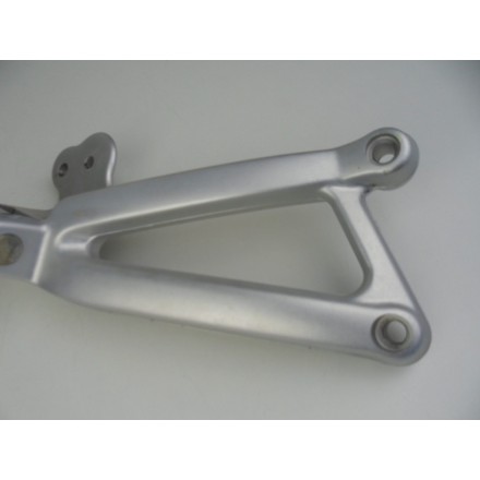 SUPPORTO COMPLETO DI PEDANA POSTERIORE PASSEGGERO DESTRA DUCATI ST3 S ABS 2006