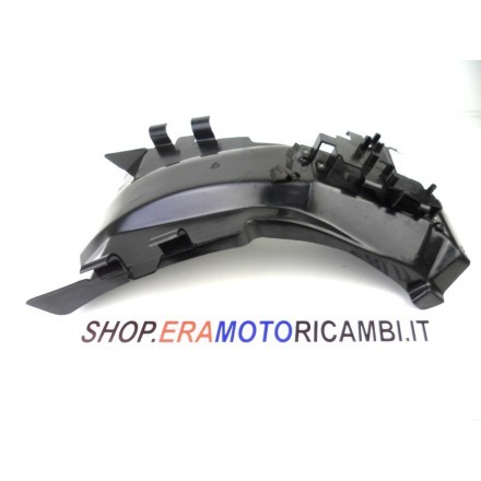 CARENA CENTRALINE SOTTO SELLA PARAFANGO POSTERIORE INTERNO HONDA VF 750 C 1985