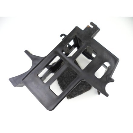 PLASTICA CASSETTO VANO SUPPORTO FISSAGGIO BATTERIA HONDA VF 750 C 1985