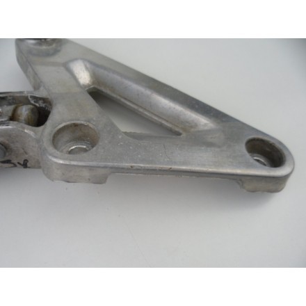 SUPPORTO COMPLETO DI PEDANA POSTERIORE PASSEGGERO SINISTRA HONDA VF 750 C 1985