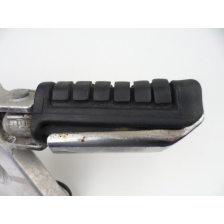 SUPPORTO COMPLETO DI PEDANA POSTERIORE PASSEGGERO SINISTRA HONDA VF 750 C 1985