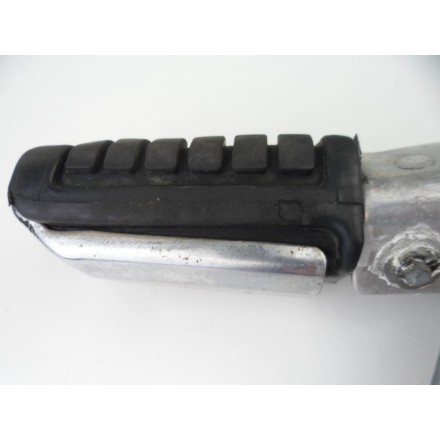 SUPPORTO COMPLETO DI PEDANA POSTERIORE PASSEGGERO SINISTRA HONDA VF 750 C 1985