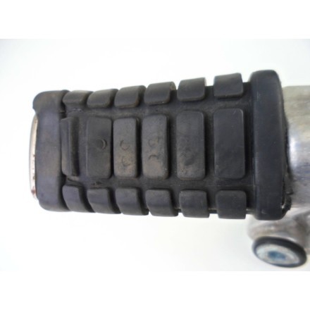 SUPPORTO COMPLETO DI PEDANA POSTERIORE PASSEGGERO SINISTRA HONDA VF 750 C 1985