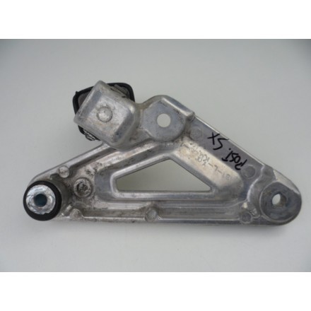 SUPPORTO COMPLETO DI PEDANA POSTERIORE PASSEGGERO SINISTRA HONDA VF 750 C 1985
