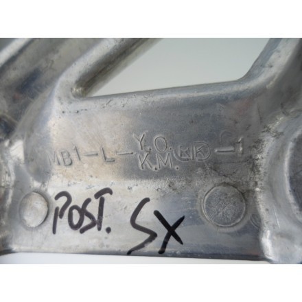 SUPPORTO COMPLETO DI PEDANA POSTERIORE PASSEGGERO SINISTRA HONDA VF 750 C 1985