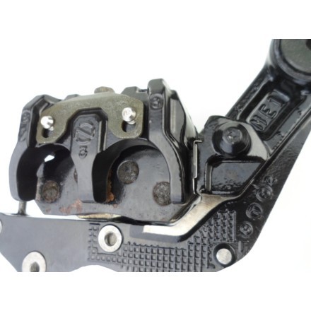PINZA FRENO RUOTA ANTERIORE SINISTRA COMPLETA DI SUPPORTO HONDA VF 750 C 1985