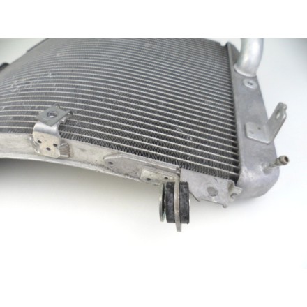 RADIATORE LIQUIDO MOTORE RAFFREDDAMENTO ACQUA YAMAHA YZF-R1 BIG BANG 2009/2011