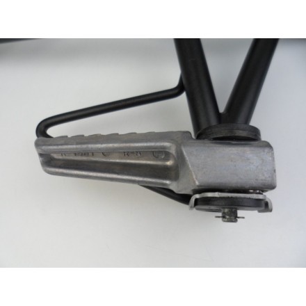 SUPPORTO COMPLETO DI PEDANA POSTERIORE DESTRA ORIGINALE KAWASAKI VERSYS 650 2009