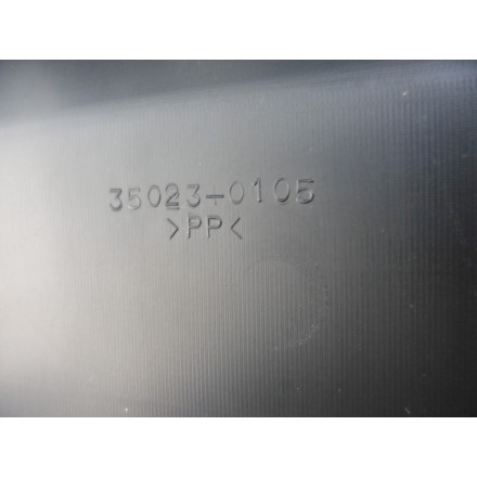35023-0105 SOTTO SELLA PARAFANGO POSTERIORE INTERNO OEM KAWASAKI VERSYS 650 2009