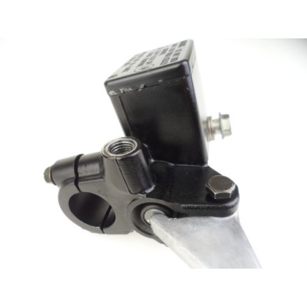 NISSIN POMPA FRENO ANTERIORE CON LEVA DESTRA OEM SUZUKI AN 400 BURGMAN 2007