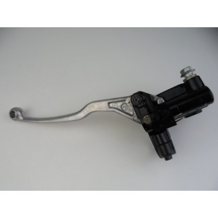 NISSIN POMPA FRENO ANTERIORE CON LEVA DESTRA OEM SUZUKI AN 400 BURGMAN 2007