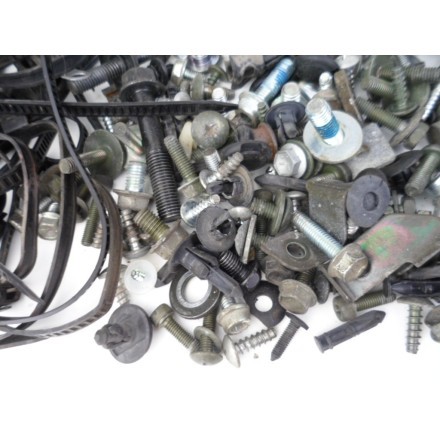 KIT VITERIA BULLONERIA PERNI VITI DADI BULLONI SUZUKI AN 400 BURGMAN 2007