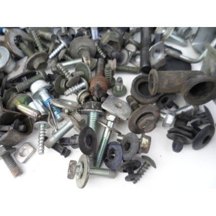 KIT VITERIA BULLONERIA PERNI VITI DADI BULLONI SUZUKI AN 400 BURGMAN 2007