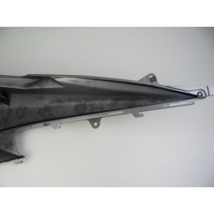 47211-05H L CARENA SELLA COPERCHIO TELAIO SINISTRO SUZUKI AN 400 BURGMAN 2007