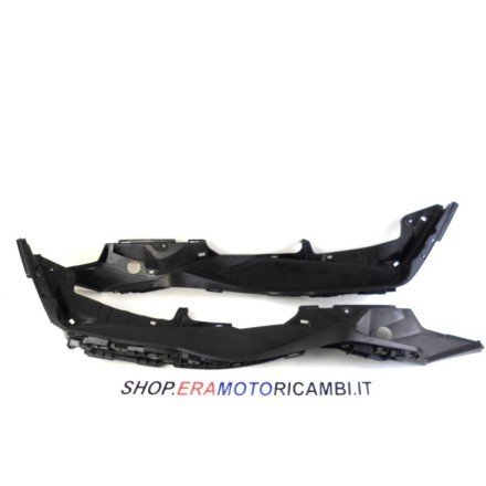 48121-05H0 COPPIA PLASTICHE PEDANE POGGIA PIEDI OEM SUZUKI AN 400 BURGMAN 2007