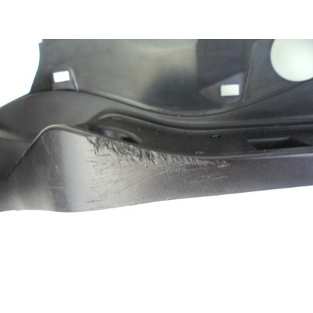 48121-05H0 COPPIA PLASTICHE PEDANE POGGIA PIEDI OEM SUZUKI AN 400 BURGMAN 2007