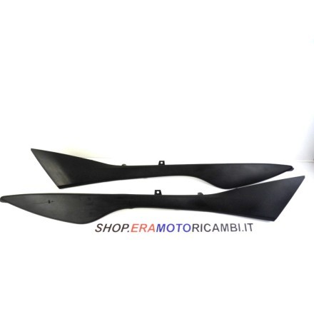 48141-05H0 COPPIA COVER PEDANE FIANCHETTI SOTTO SELLA SUZUKI AN 400 BURGMAN 2007