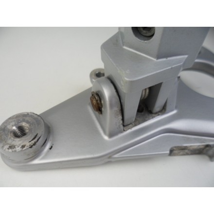 2335872 SUPPORTO COMPLETO DI PEDANA ANTERIORE PILOTA DESTRA BMW R1150 R 2004