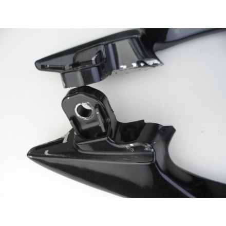 COPPIA MANIGLIONI SOTTO SELLA SUPPORTI PASSEGGERO SUZUKI BURGMAN 400 AN 2005