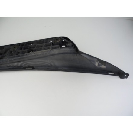 PLASTICHE INFERIORI RIVESTIMENTI PEDANE POGGIA PIEDI SUZUKI BURGMAN 400 AN 2005