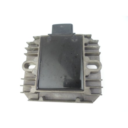 REGOLATORE DI TENSIONE RADDRIZZATORE DI CORRENTE SUZUKI BURGMAN 400 AN 2005