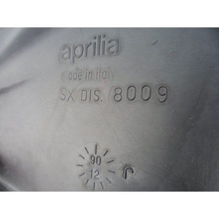 DIS.8009 CARENA FIANCHETTO COVER SOTTO SELLA SINISTRO APRILIA PEGASO 650 GA 1996