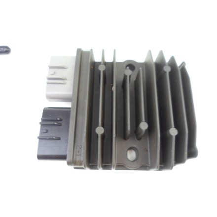 SHINDENGEN SH821AA REGOLATORE DI TENSIONE CORRENTE DUCATI HYPERMOTARD 950 2020