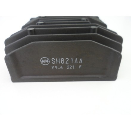 SHINDENGEN SH821AA REGOLATORE DI TENSIONE CORRENTE DUCATI HYPERMOTARD 950 2020