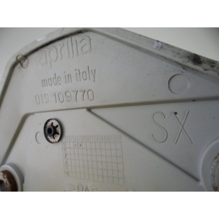 COPPIA COVER FIANCHETTI PLACCHE PEDANE ANTERIORI APRILIA PEGASO 650 STRADA 2008