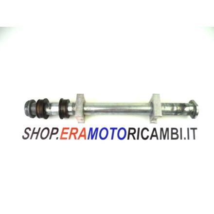 ASSE PERNO ASSIALE BOCCOLE RUOTA POSTERIORE +DISTANZIALI APRILIA SHIVER 750 2010