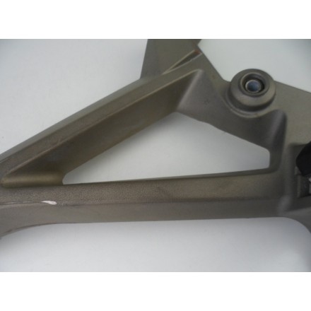 851544 SUPPORTO COMPLETO DI PEDANE LATERALE DESTRA APRILIA SHIVER 750 2010