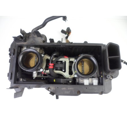 CORPO FARFALLATO CON CENTRALINA E CASSA FILTRO AIRBOX APRILIA SHIVER 750 2010