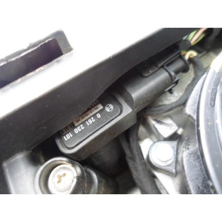 CORPO FARFALLATO CON CENTRALINA E CASSA FILTRO AIRBOX APRILIA SHIVER 750 2010