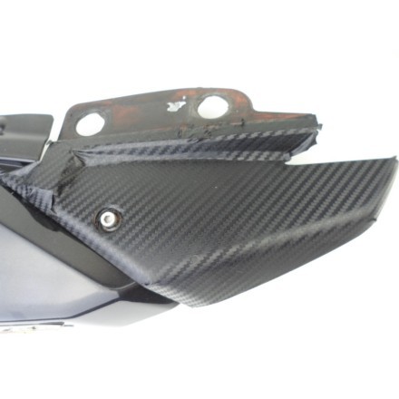 CARENA COVER SELLA FIANCHETTO CODONE SINISTRO COMPLETO APRILIA SHIVER 750 2010