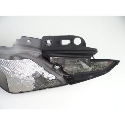 CARENA COVER SELLA FIANCHETTO CODONE DESTRO COMPLETO APRILIA SHIVER 750 2010