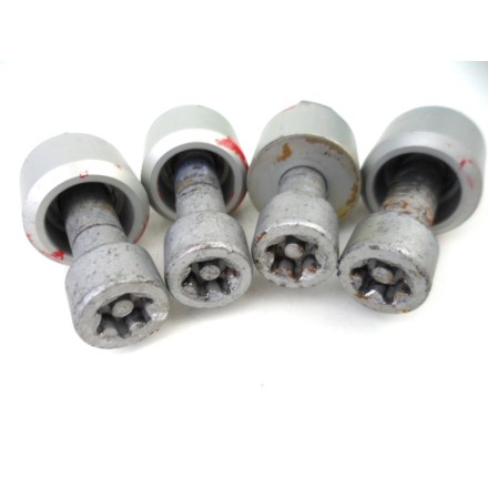 KIT 4 PERNI BULLONI FISSAGGIO TELAIO MOTORE CON BOCCOLE APRILIA SHIVER 750 2010