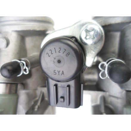 MIKUNI CORPO FARFALLATO COMPLETO DI INIETTORE MOTORE E TPS YAMAHA MT-03 2016