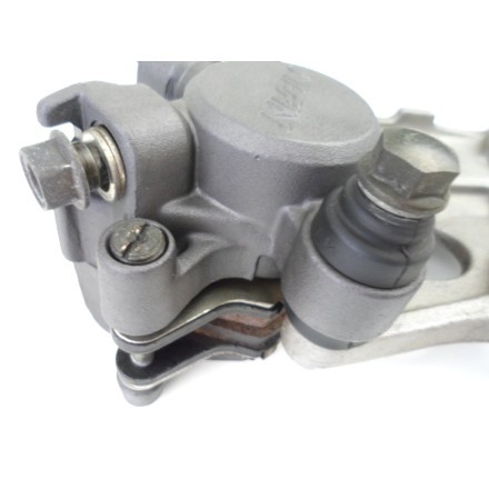 NISSIN PINZA FRENO RUOTA POSTERIORE COMPLETA DI SUPPORTO HONDA HORNET 600 2001