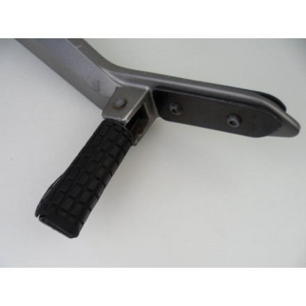 SUPPORTO PEDANA SINISTRA COMPLETA DI PEDALINI POGGIA PIEDE HONDA HORNET 600 2001