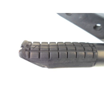 SUPPORTO PEDANA DESTRA COMPLETA DI PEDALINI POGGIA PIEDE HONDA HORNET 600 2001