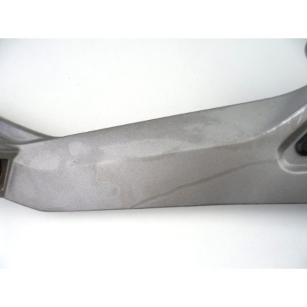 SUPPORTO PEDANA DESTRA COMPLETA DI PEDALINI POGGIA PIEDE HONDA HORNET 600 2001