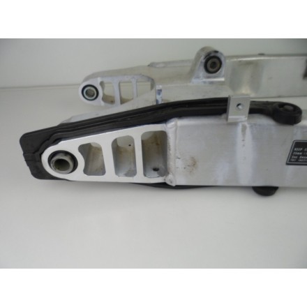 FORCELLONE BRACCIO OSCILLANTE MOTORE RUOTA POSTERIORE OEM HONDA HORNET 600 2001
