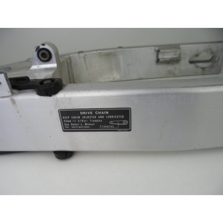 FORCELLONE BRACCIO OSCILLANTE MOTORE RUOTA POSTERIORE OEM HONDA HORNET 600 2001