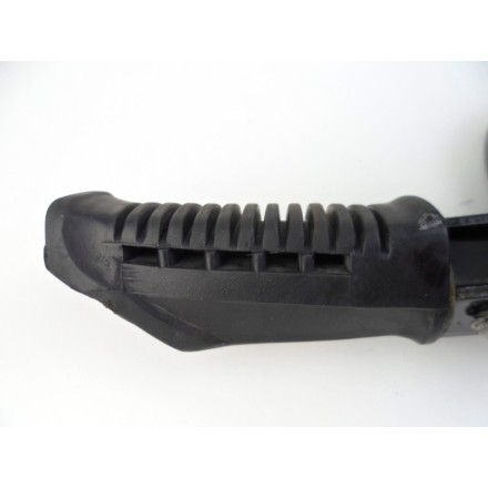SUPPORTO CON PEDANA POSTERIORE PASSEGGERO SINISTRA SUZUKI DL V-STROM 650 2004