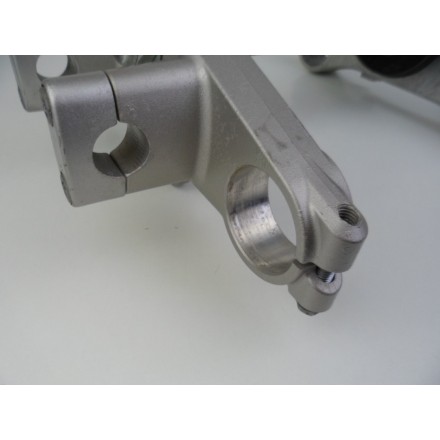 COPPIA PIASTRE FORCELLE SUPPORTI INFERIORE+SUPERIORE SUZUKI DL V-STROM 650 2004