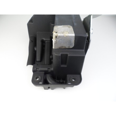 82919871A SUPPORTO VANO BATTERIA SOTTO SELLA OEM DUCATI MULTISTRADA 1200 S 2010