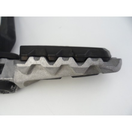 82431691A SUPPORTO CON PEDANA POSTERIORE DESTRA DUCATI MULTISTRADA 1200 S 2010